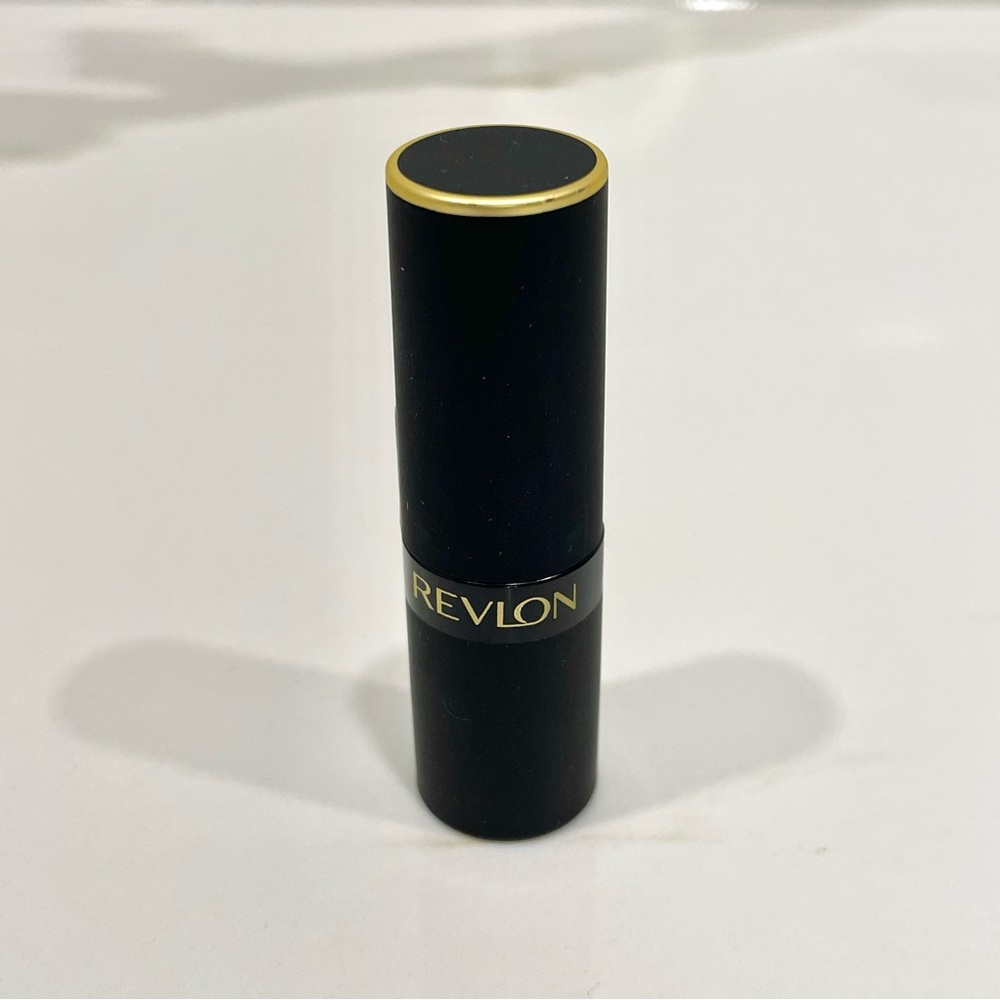 🟠5/$25 NEW Revlon Super Lustrous Lipstick (007 On Fire)